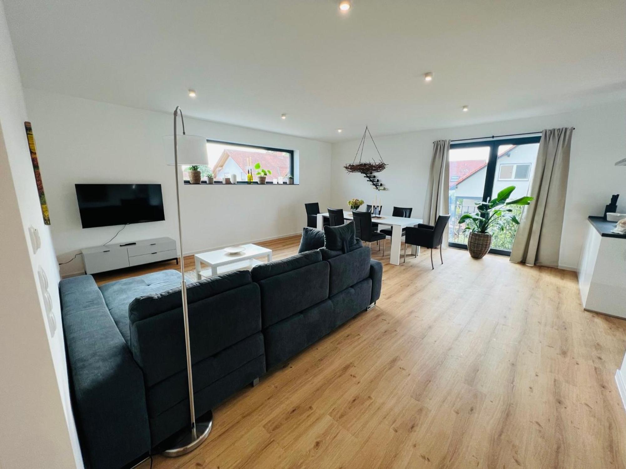 Moderne Ferienwohnung Mit Terrasse, Grill & Privatparkplatz Venningen المظهر الخارجي الصورة